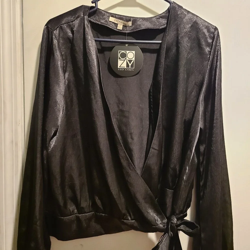 NWT Cozy Casual Black Wrap Blouse - Picture 2 of 5
